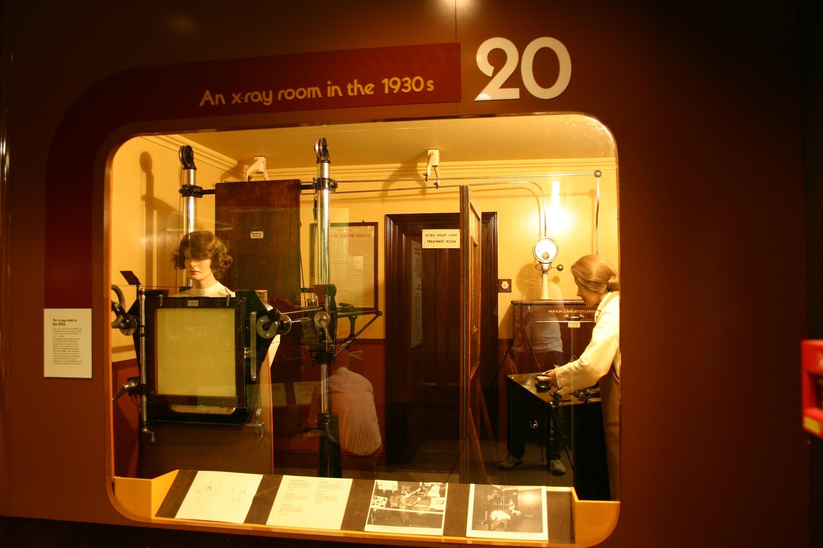 An X Ray Room in the 1930s, Science Museum, London - 01.JPG